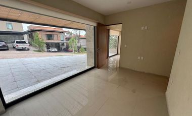 Casa NUEVA en RENTA en Club de Golf Altozano, Morelia