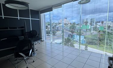 OFICINA DE DOS PISOS (OPCIÓN DE COMPRAR 1 SOLO PISO), EN VENTA CENTRO SUR QRO. 8