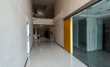 OFICINA DE DOS PISOS (OPCIÓN DE COMPRAR 1 SOLO PISO), EN VENTA CENTRO SUR QRO. 8