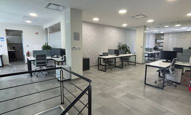 OFICINA DE DOS PISOS (OPCIÓN DE COMPRAR 1 SOLO PISO), EN VENTA CENTRO SUR QRO. 8