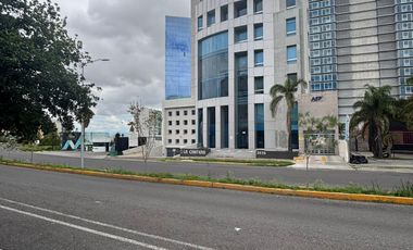 OFICINA DE DOS PISOS (OPCIÓN DE COMPRAR 1 SOLO PISO), EN VENTA CENTRO SUR QRO. 8