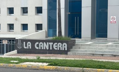 OFICINA DE DOS PISOS (OPCIÓN DE COMPRAR 1 SOLO PISO), EN VENTA CENTRO SUR QRO. 8
