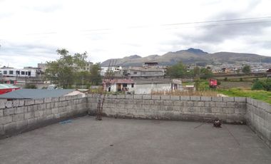 Casa en Venta en Guamaní sector Feria de Carros