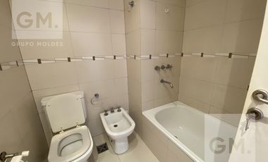 Excelente dos ambientes en alquiler en Lomas! Piso Alto! Full Amenities!