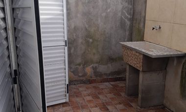 ALQUILER PH 2 AMB - WILDE COCHERA   PATIO    JARDIN SIN EXPENSAS