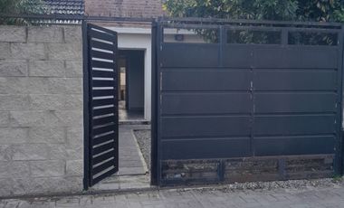 ALQUILER PH 2 AMB - WILDE COCHERA   PATIO    JARDIN SIN EXPENSAS