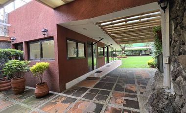 Casa en Venta en CLUB DE GOLF MEXICO
