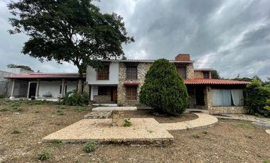 QUINTA EN VENTA UBICADA EN BERRIOZABAL