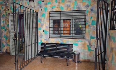 PH en  Sarandi - Avellaneda- VENTA.