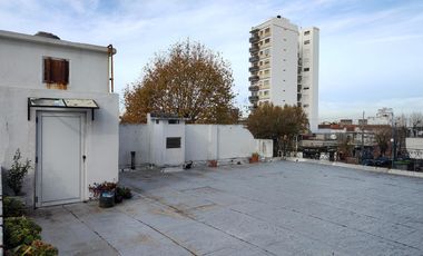 PH en  Sarandi - Avellaneda- VENTA.