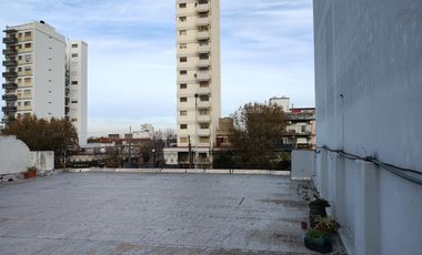 PH en  Sarandi - Avellaneda- VENTA.