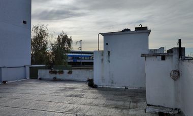 PH en  Sarandi - Avellaneda- VENTA.