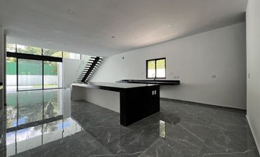 Casa en venta Mérida Yucatán, Privada Tamara Zona Country