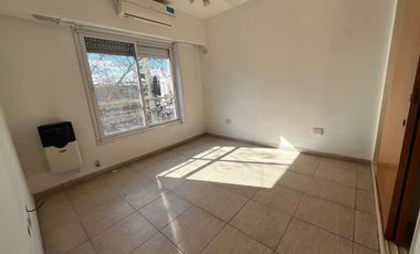 DEPARTAMENTO EN ALQUILER EN MORON NORTE - 2 AMBIENTES