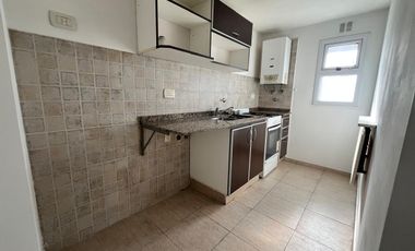 DEPARTAMENTO EN ALQUILER EN MORON NORTE - 2 AMBIENTES