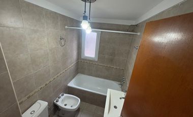 DEPARTAMENTO EN ALQUILER EN MORON NORTE - 2 AMBIENTES