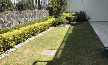 RENTO CASA TIPO RESIDENCIA EN LOMAS DE ANGELOPOLIS