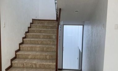 RENTO CASA TIPO RESIDENCIA EN LOMAS DE ANGELOPOLIS