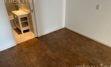 Monoambiente - con balcón - Villa Urquiza - ALQUILER