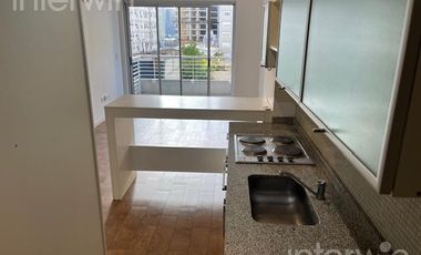 Monoambiente - con balcón - Villa Urquiza - ALQUILER