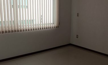 CASA EN RENTA EN VISTAS ALTOZANO, MORELIA