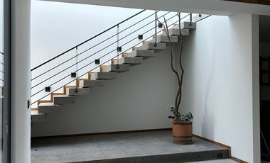 CASA EN RENTA EN PRADERA I ALTOZANO, MORELIA