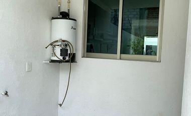 Casa sola con 🏊🏻‍♀️alberca propia 📍en el centro de Jiutepec $3,600,000✅