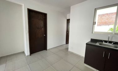 Casa sola con 🏊🏻‍♀️alberca propia 📍en el centro de Jiutepec $3,600,000✅