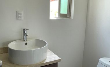 Casa sola con 🏊🏻‍♀️alberca propia 📍en el centro de Jiutepec $3,600,000✅