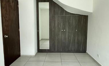 Casa sola con 🏊🏻‍♀️alberca propia 📍en el centro de Jiutepec $3,600,000✅