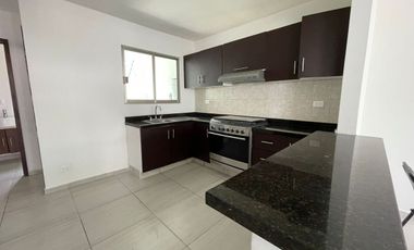 Casa sola con 🏊🏻‍♀️alberca propia 📍en el centro de Jiutepec $3,600,000✅