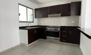 Casa sola con 🏊🏻‍♀️alberca propia 📍en el centro de Jiutepec $3,600,000✅