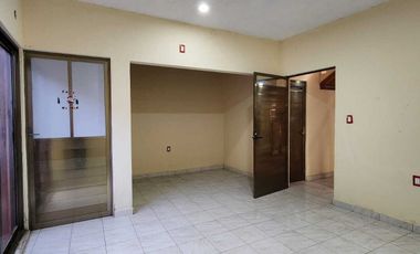 Casa en Venta en PLAYA LINDA | Ideal para vivirla o oficinas