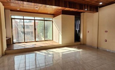 Casa en Venta en PLAYA LINDA | Ideal para vivirla o oficinas