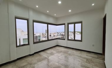 Casa en VENTA en PLAYAS DEL CONCHAL | 5 recámaras