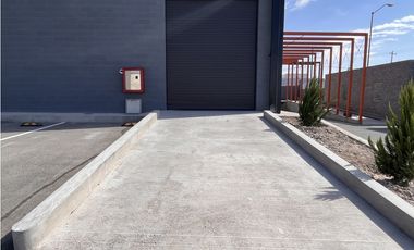 Bodega # 5  Clase A con altura libre de 8 Metros. Juárez Chi