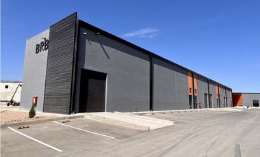 Bodega # 5  Clase A con altura libre de 8 Metros. Juárez Chi