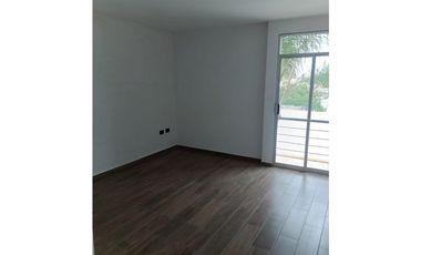 Casa En Venta Dentro De Fraccionamiento En Casa Blanca