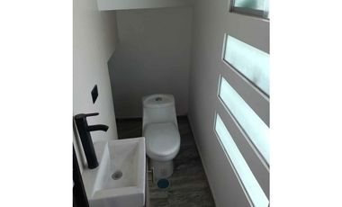 Casa En Venta Dentro De Fraccionamiento En Casa Blanca