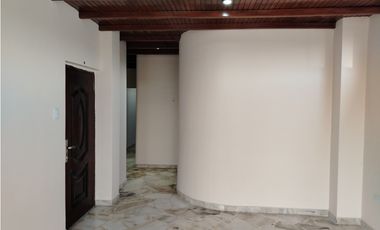 Kennedy, Departamento en Renta, 125m2, 2 Habitaciones + estudio