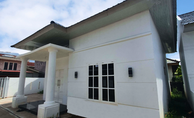Dijual Rumah Classic di Lamdingin - Dekat Simpang Jambotape!