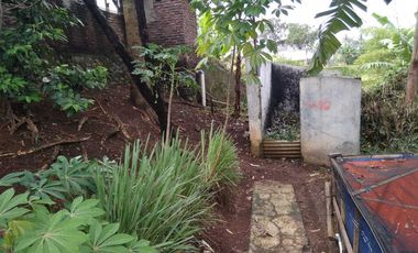 Di jual butuh Tanah dan pemancingan ikan aktif