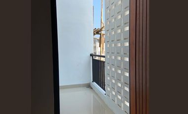 Rumah baru 2 lantai murah sktr kawasan perintis kemerdekaan