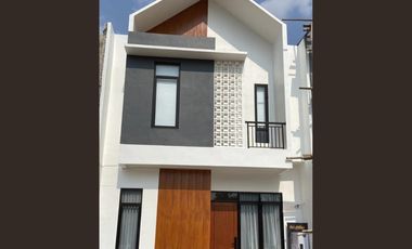 Rumah baru 2 lantai murah sktr kawasan perintis kemerdekaan