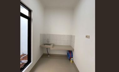 Rumah baru 2 lantai murah sktr kawasan perintis kemerdekaan