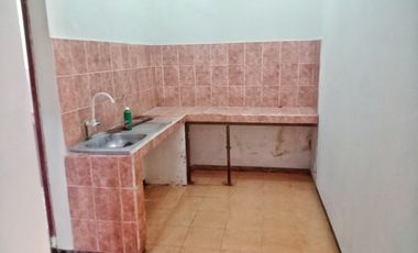 Disewakan Rumah Hook Yang Luas Di Jantung Kota