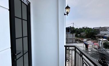 Rumah 1 M an mewah dalam cluster Jagakarsa