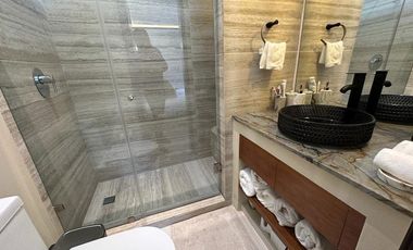 VILLA EN VENTA EN RESIDENCIAL ISLA DORADA