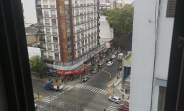 Dpto 2 amb al frente, excelente ubicacion: Hipolito Yrigoyen 9115, Lomas de Zamora