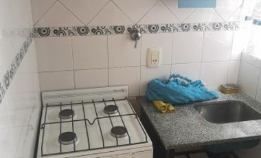 Dpto 2 amb al frente, excelente ubicacion: Hipolito Yrigoyen 9115, Lomas de Zamora